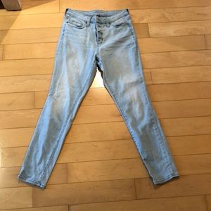UNIVERSAL THREAD JEANS SIZE US 6
